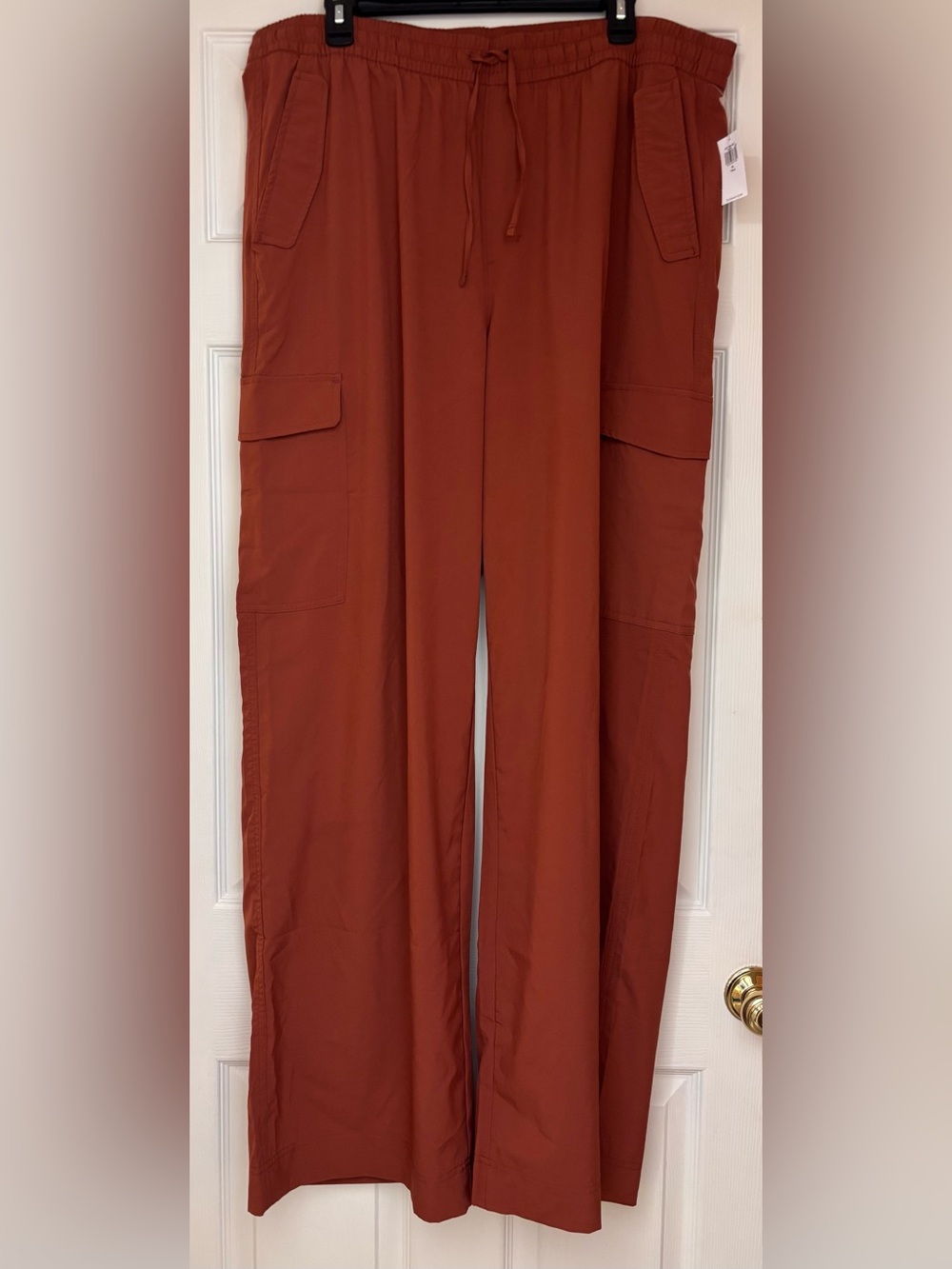 Women’s High-Waisted Wide-Leg Cargo Pants Size XL TALL Color: Apple Cinnamon
